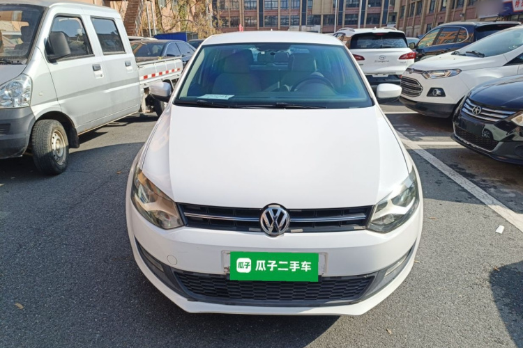大众 Polo 2013款 1.6L 手动舒适版车身外观2