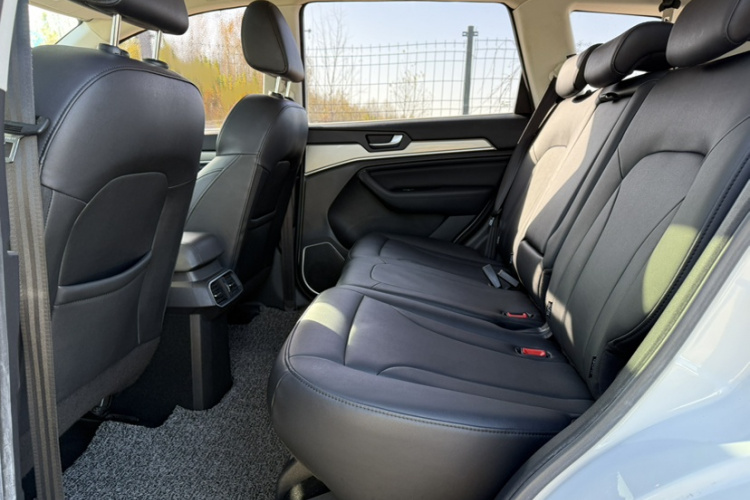 哈弗H6 2018款 红标 运动版 1.5T 自动两驱精英型中控内饰7002