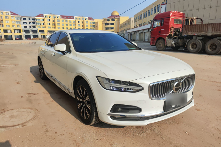 沃尔沃S90 2021款 B5 智远豪华版车身外观3