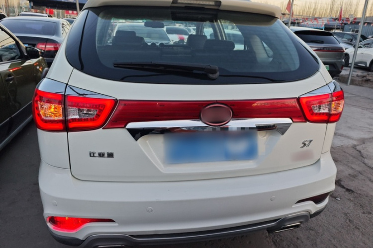 比亚迪S7 2015款 2.0T 自动尊贵型车身外观6002