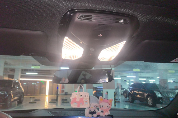 宝马4系 2024款 430i M运动曜夜套装中控内饰22