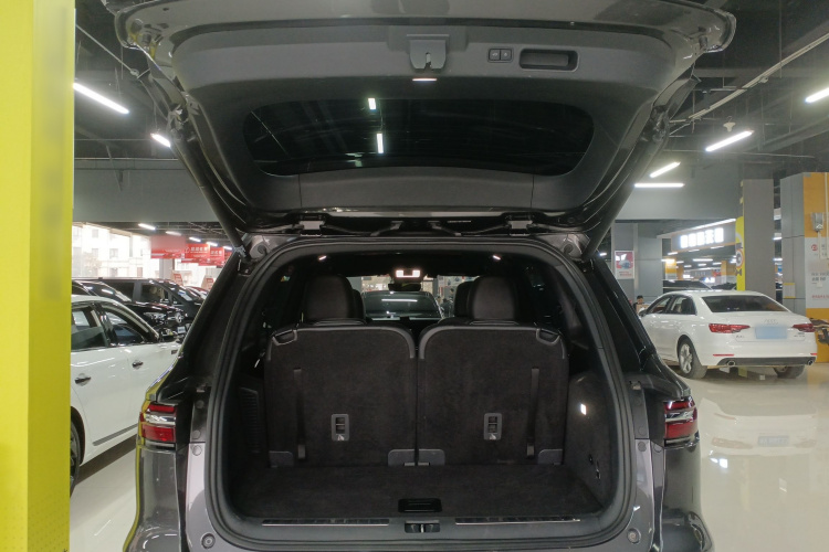 理想汽车 理想ONE 2021款 增程6座版局部细节23