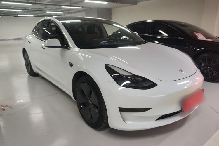 特斯拉 Model 3 2021款 标准续航后驱升级版车身外观3