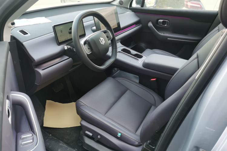 零跑汽车 零跑C16 2024款 增程 200激光雷达版中控内饰20