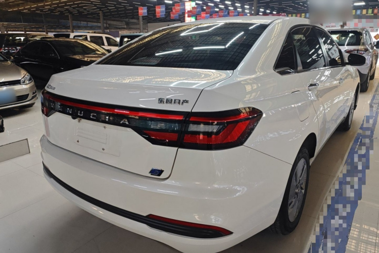 启辰D60EV 2023款 PLUS 舒适版SI型车身外观7