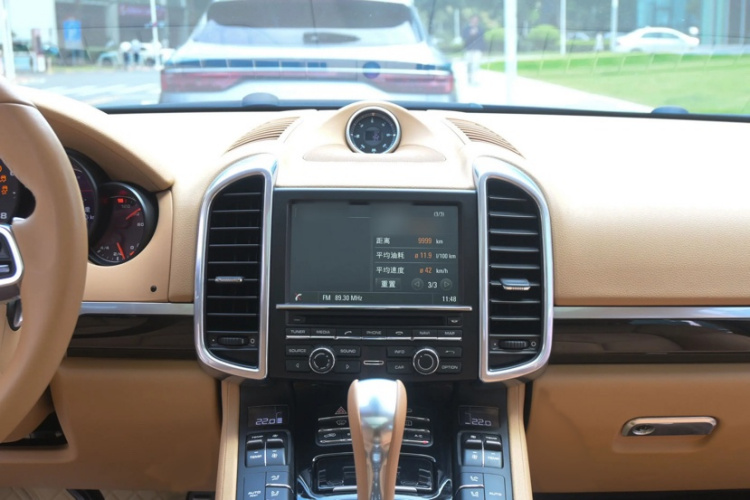 保时捷 2015款 Cayenne 3.0T局部细节16