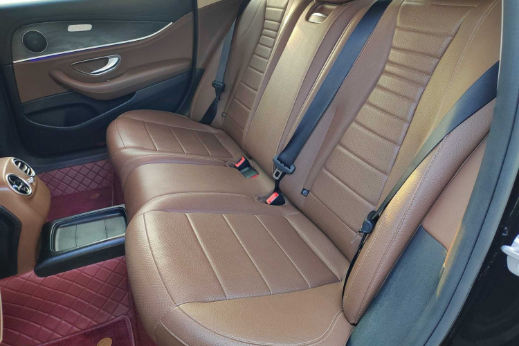 奔驰E级 2016款 E 200 L 运动型车身外观6006