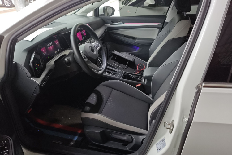 大众 高尔夫 2021款 200TSI DSG Pro中控内饰19