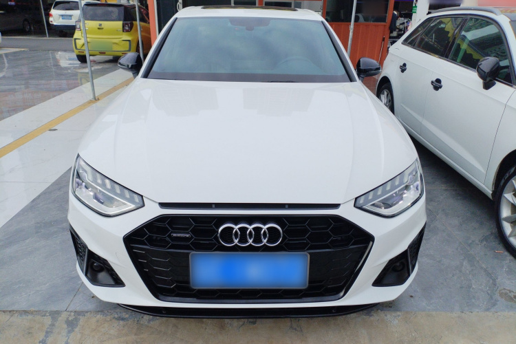 奥迪A4L 2022款 45 TFSI quattro 臻选动感型车身外观2