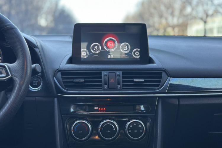 马自达CX-4 2021款 2.0L 自动两驱蓝天活力版局部细节16