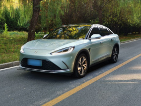 ARCFOX极狐 极狐 阿尔法S(ARCFOX αS) 2021款 708S+ 160kW