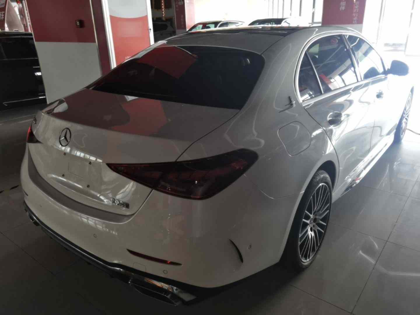 奔驰C级 2024款 改款二 C 260 L 运动版(5)