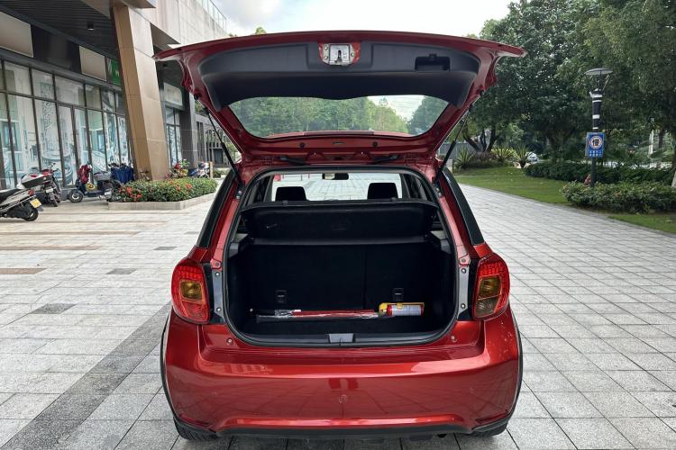 铃木 天语 SX4 2013款 1.6L 自动酷锐型局部细节23