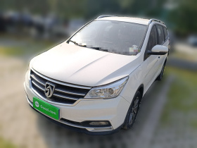 宝骏730 2019款 1.5L 手动时尚型 7座 国VI