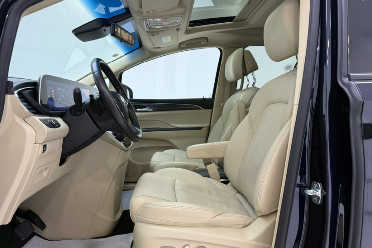 别克GL8 2023款 ES陆尊 尊享型中控内饰7002