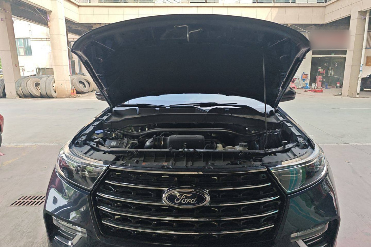 福特 探险者 2020款 EcoBoost 285 后驱风尚版 6座机舱底盘24
