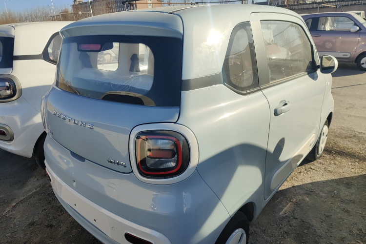 奔腾小马 2026款 222km 萌趣马 Plus车身外观7