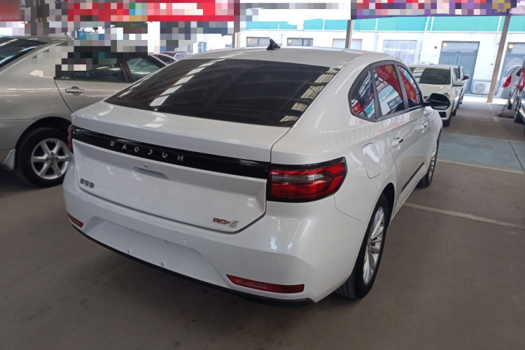 宝骏RC-5 2020款 1.5T CVT智耀豪华型车身外观7