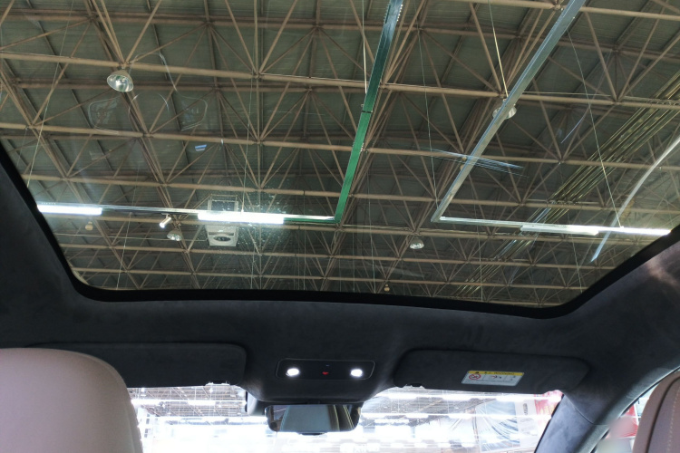 鸿蒙智行 智界R7 2025款 增程 251km Max局部细节22