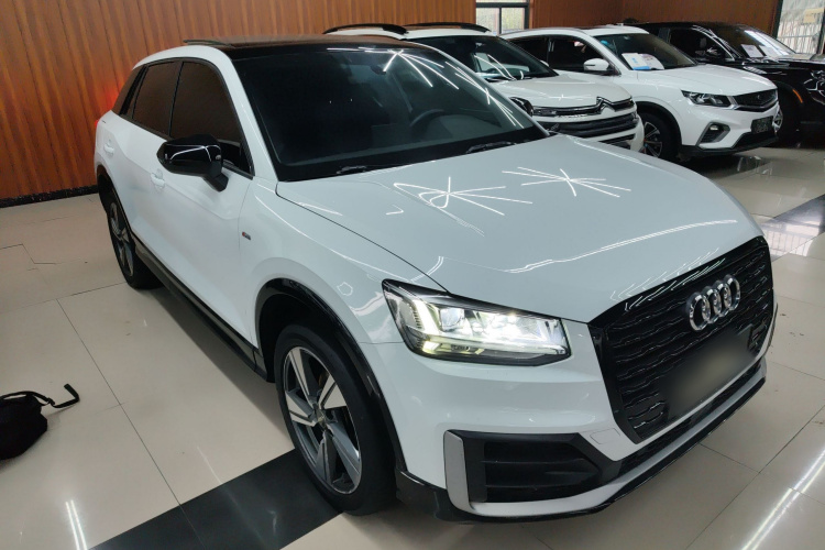 奥迪Q2L 2020款 35 TFSI 时尚动感型车身外观3