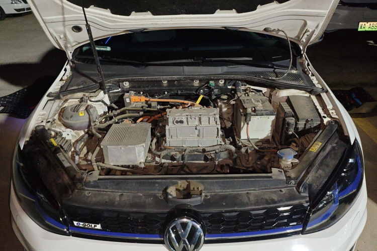 大众 高尔夫·纯电 2020款 驰局部细节24