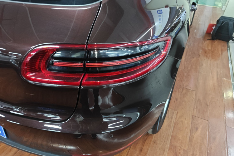 保时捷 2014款 Macan 2.0T车身外观9