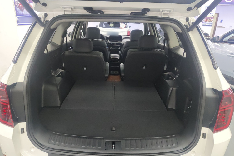 现代 胜达 2020款 380 TGDi 自动两驱TOP旗舰版局部细节23