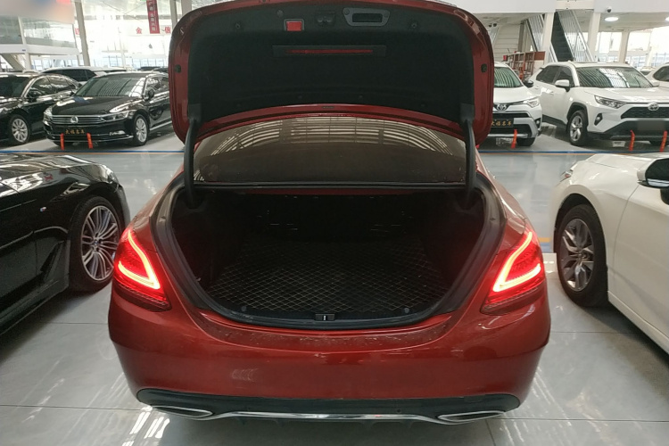 奔驰C级 2020款 改款 C 200 L 时尚型运动版机舱底盘23