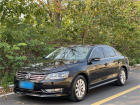 大众 帕萨特 2014款 1.8TSI DSG尊荣导航版