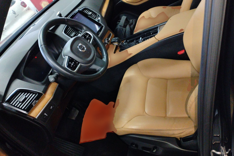 沃尔沃XC90 2019款 T6 智逸版 7座 国V中控内饰19