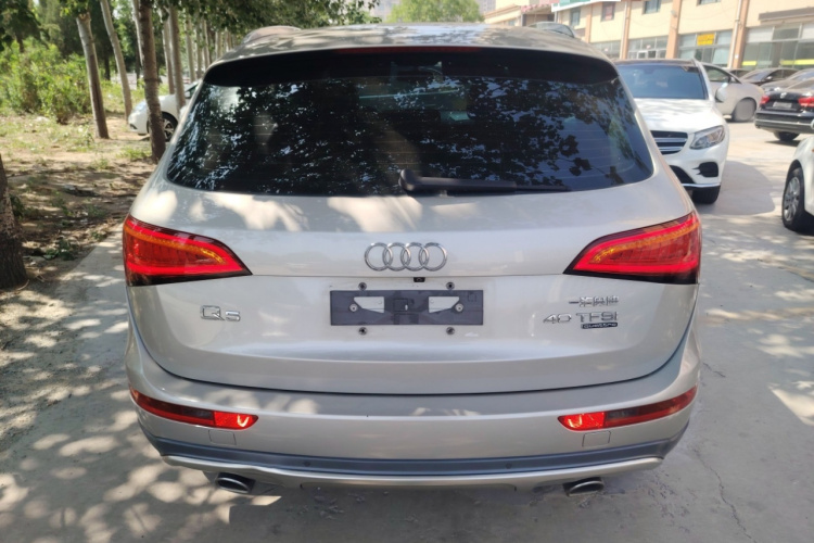 奥迪Q5 2017款 Plus 40 TFSI 技术型车身外观6