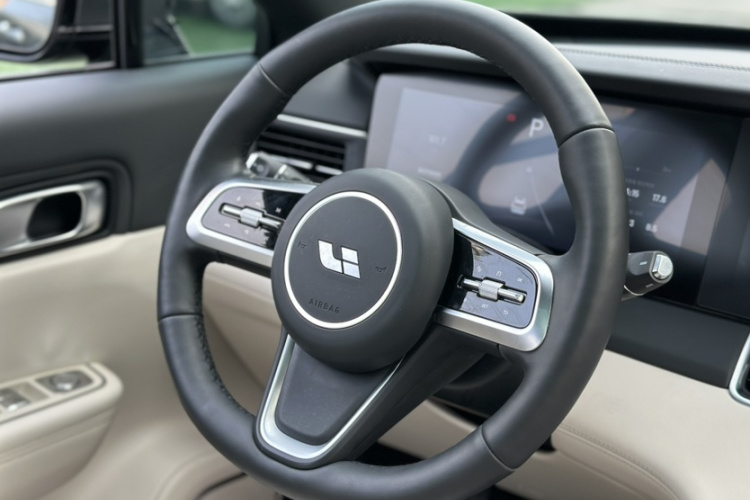 理想汽车 理想ONE 2021款 增程6座版局部细节13