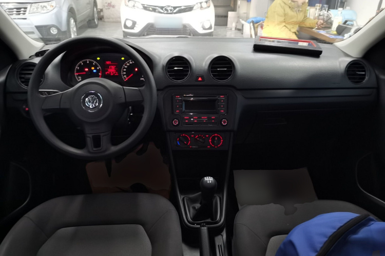 大众 捷达 2015款 质惠版 1.6L 手动时尚型中控内饰12