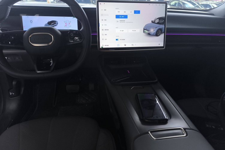 领克07 2024款 EM-P 126长续航 Halo中控内饰12