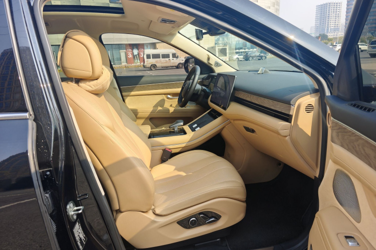 鸿蒙智行 问界M7 2022款 1.5T 后驱舒适版中控内饰7003