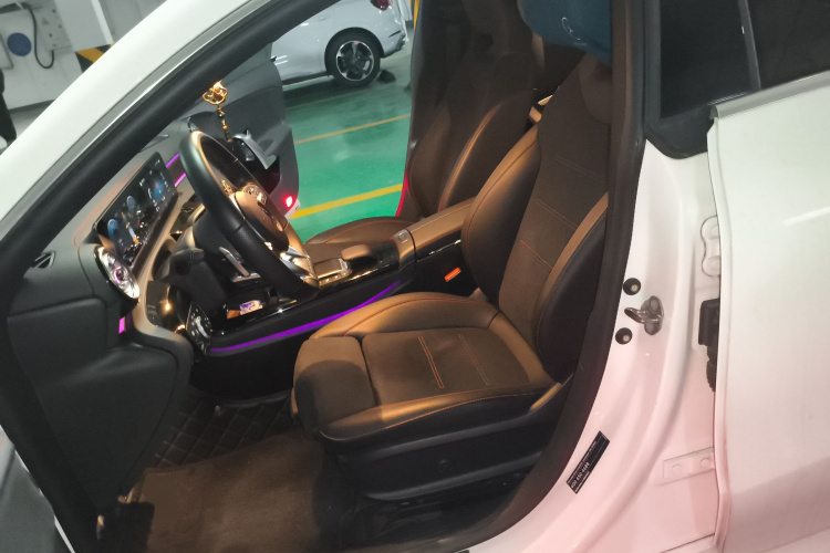 奔驰CLA 2021款 CLA 200 猎跑车中控内饰19