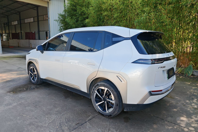 埃安 AION Y 2023款 Younger 星耀版车身外观6005