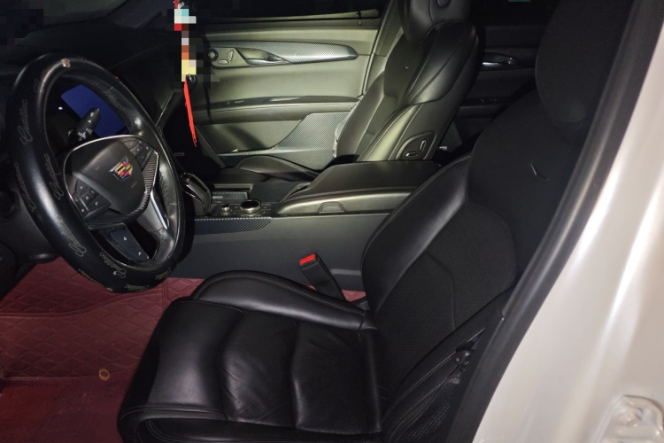 凯迪拉克CT6 2019款 28T 豪华型中控内饰19