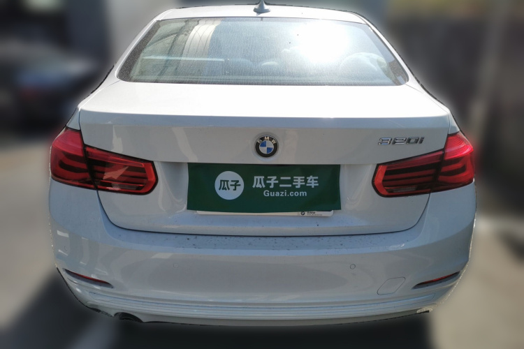 宝马3系 2016款 316i 时尚型车身外观6004