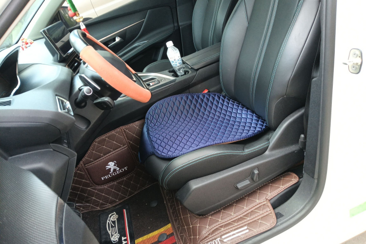 标致5008 2021款 360THP 5座实力版中控内饰19