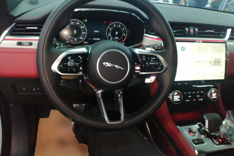 捷豹F-PACE 2024款 P250 R-Dynamic SE局部细节13