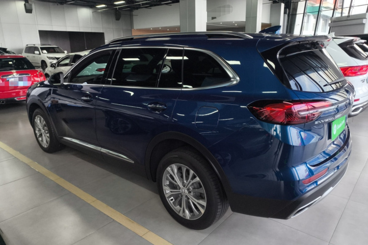 别克 2023款 昂科威Plus 652T 五座豪华型车身外观4