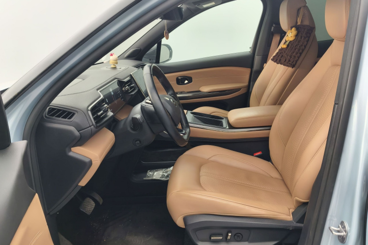 蔚来ES6 2020款 420KM 运动版中控内饰7008