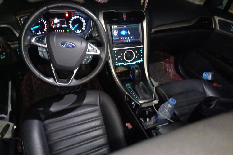 福特 蒙迪欧 2013款 2.0L GTDi200时尚型中控内饰7002