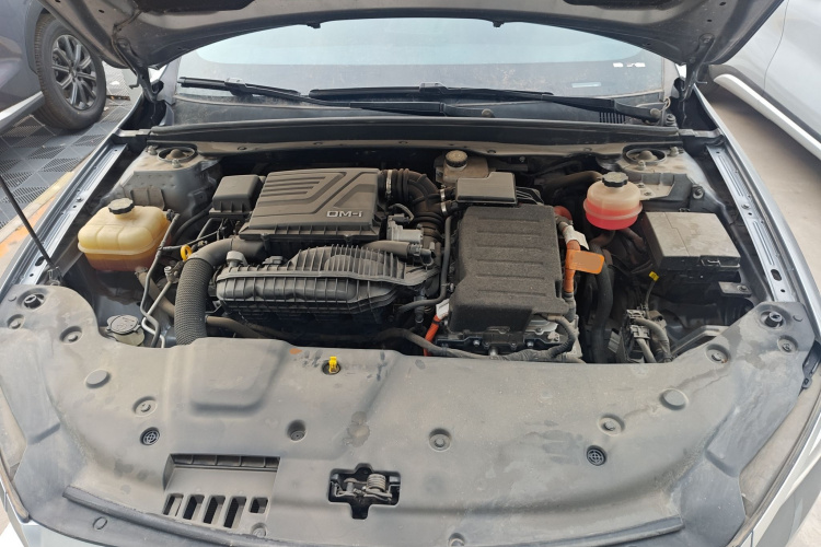 比亚迪 秦PLUS 2021款 DM-i 55KM 旗舰型局部细节24