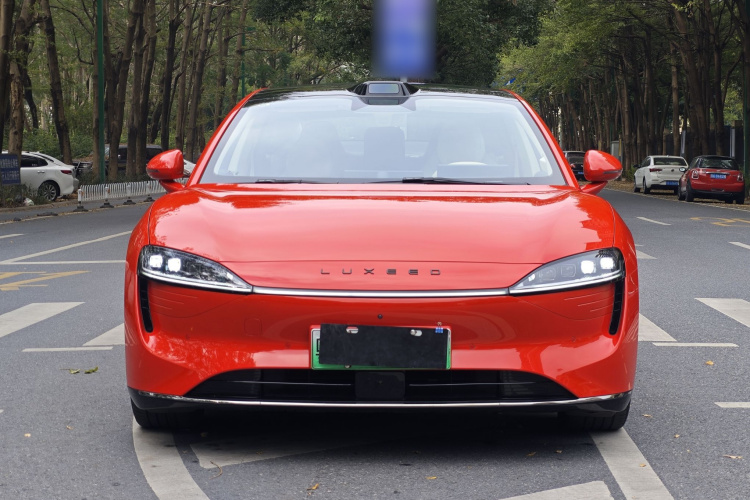 鸿蒙智行 智界S7 2025款 785km Ultra车身外观6002