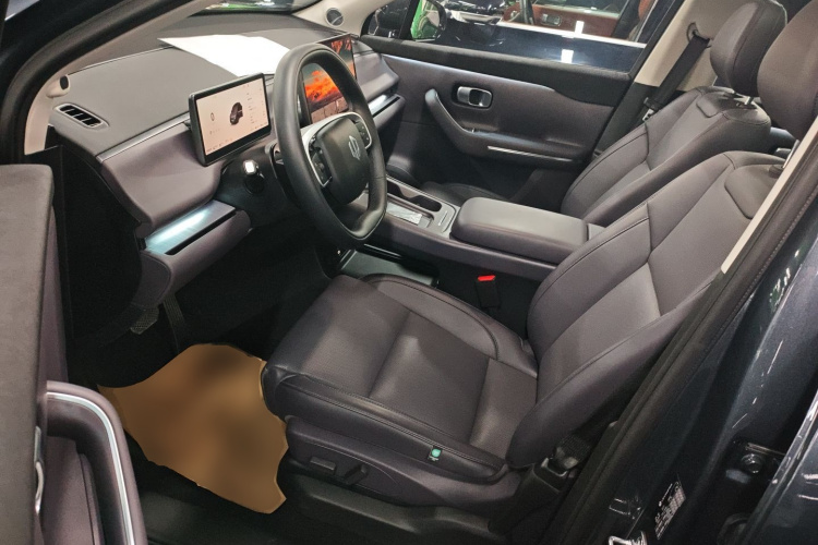 零跑汽车 零跑C10 2024款 210激光雷达版中控内饰19