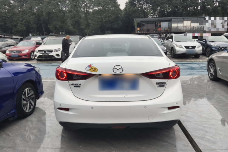 马自达3 昂克赛拉 2019款 云控版 三厢 1.5L 自动豪华型 国VI车身外观6