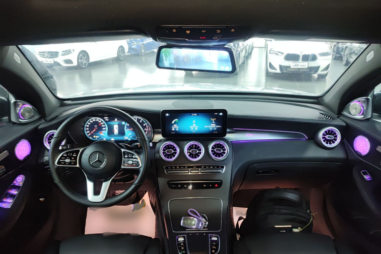 奔驰GLC轿跑 2022款 改款 GLC 300 4MATIC 轿跑SUV中控内饰7002