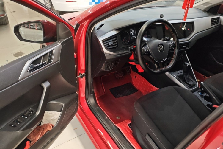 大众 Polo 2019款 Plus 1.5L 自动全景乐享版中控内饰7003